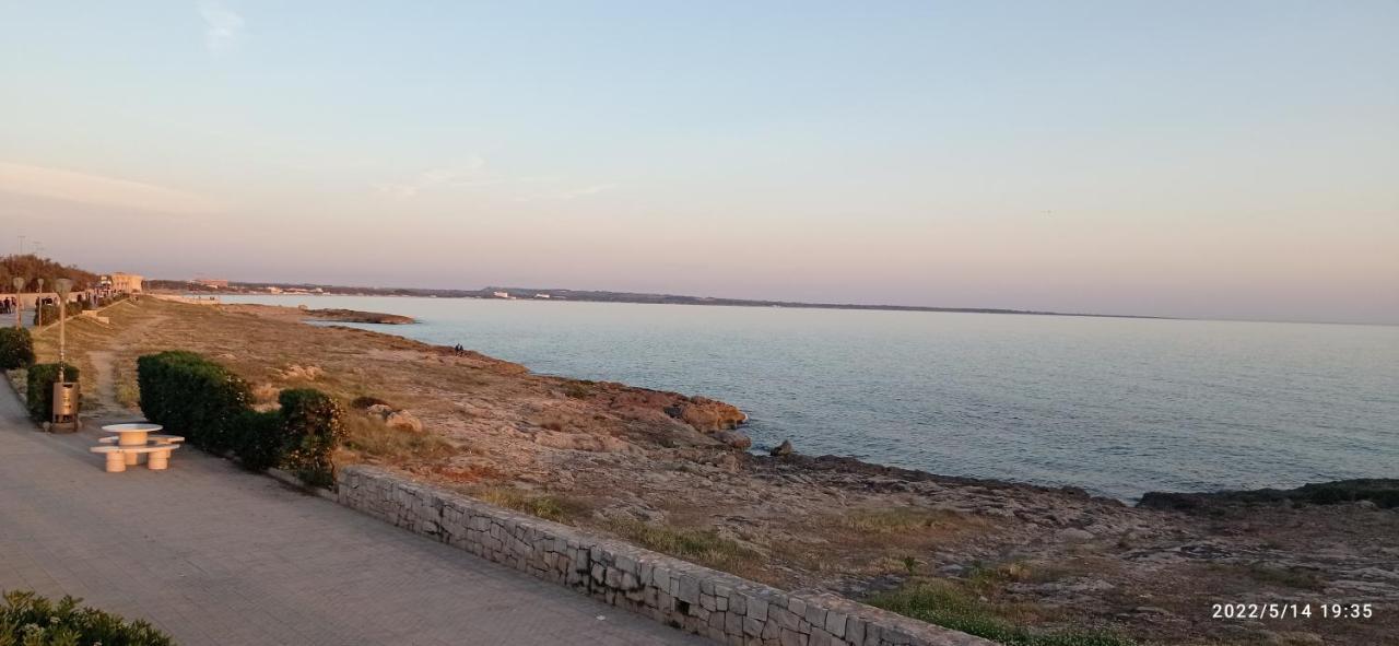 B&B Lungomare Galilei Gallipoli Eksteriør billede